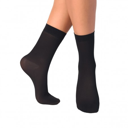 Mini media acanalada