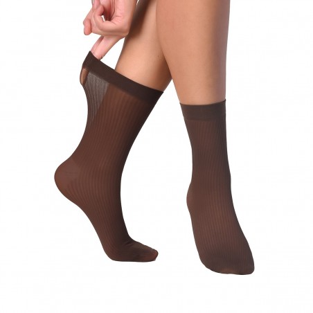 Mini media acanalada