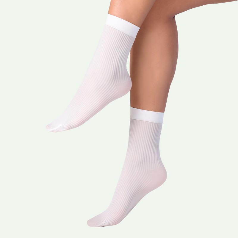 Mini media acanalada