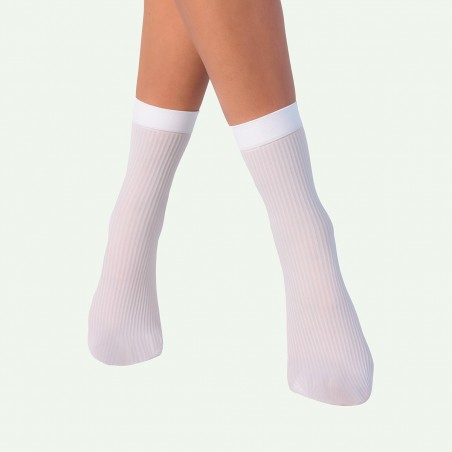 Mini media acanalada